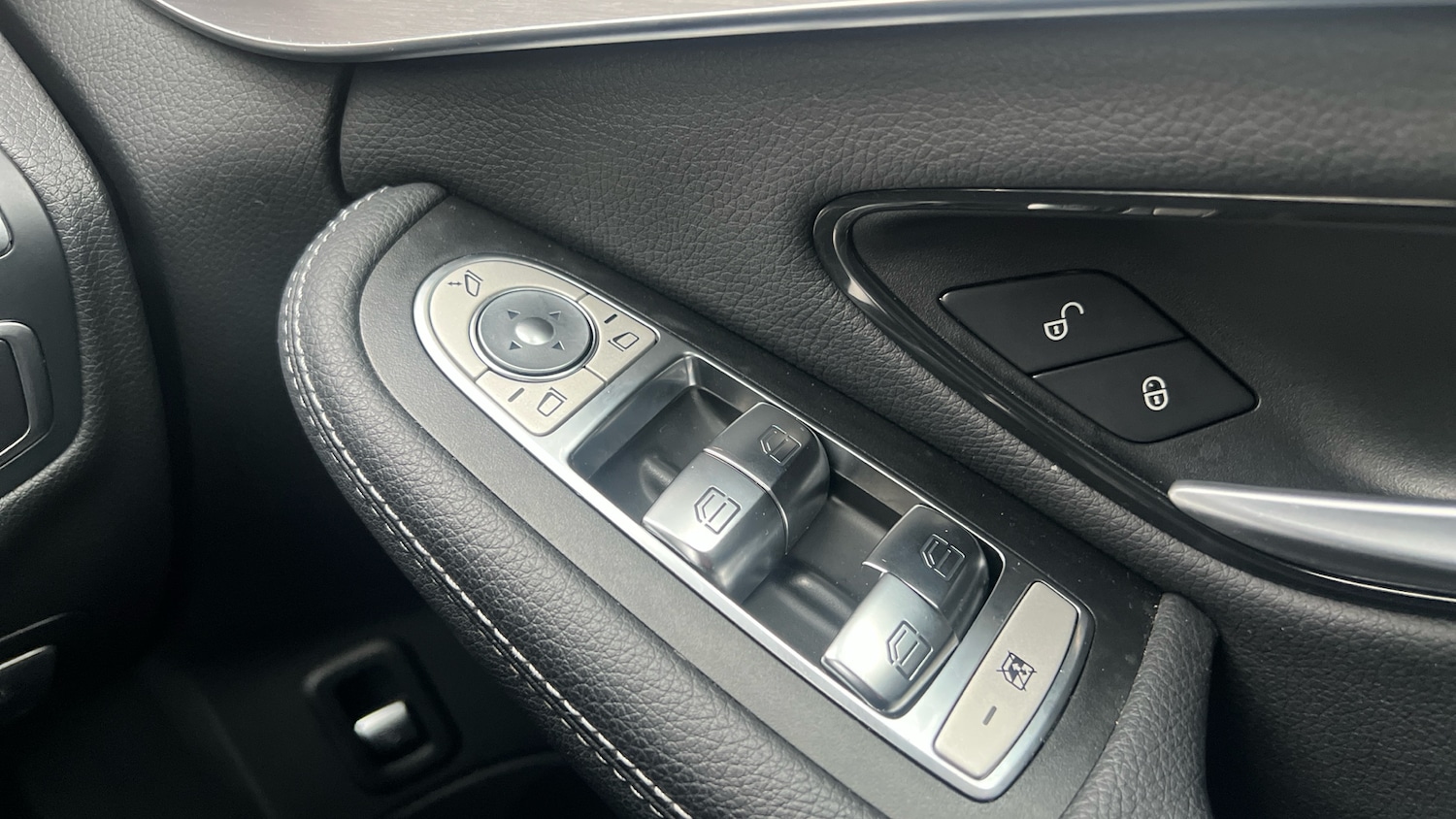 Used Mercedes-Benz C Class 2021 for sale - 76574300: Photo 22