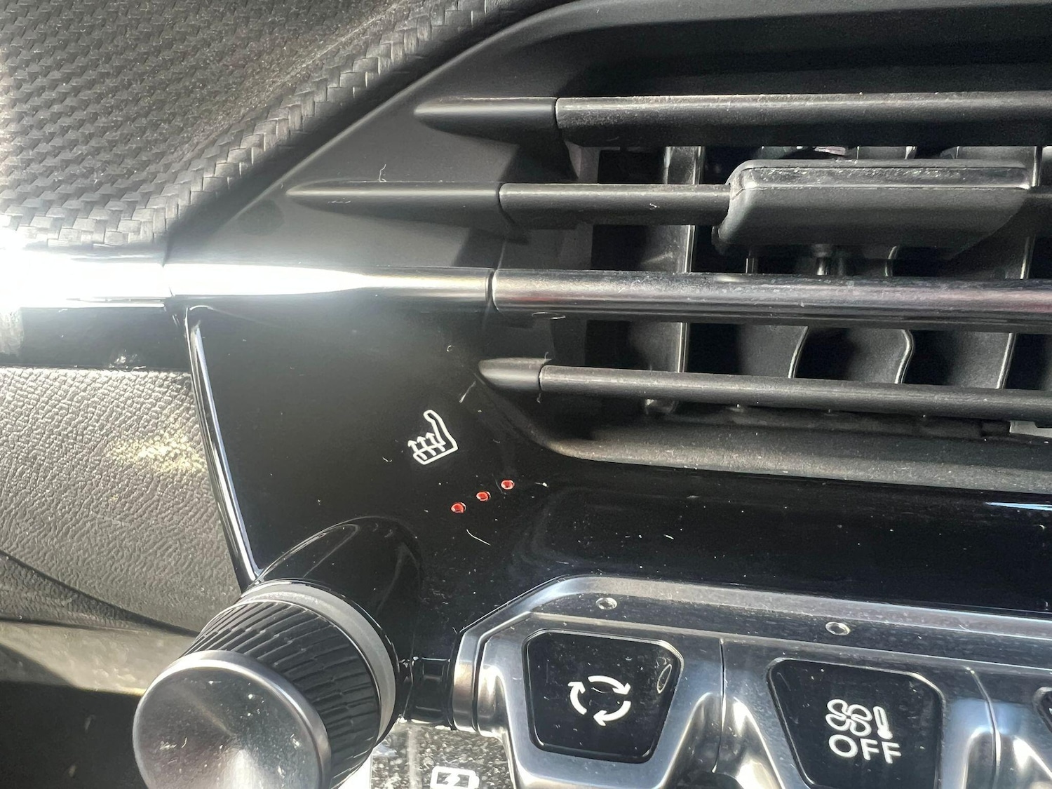 Used Peugeot 2008 2023 for sale - 76043904: Photo 7