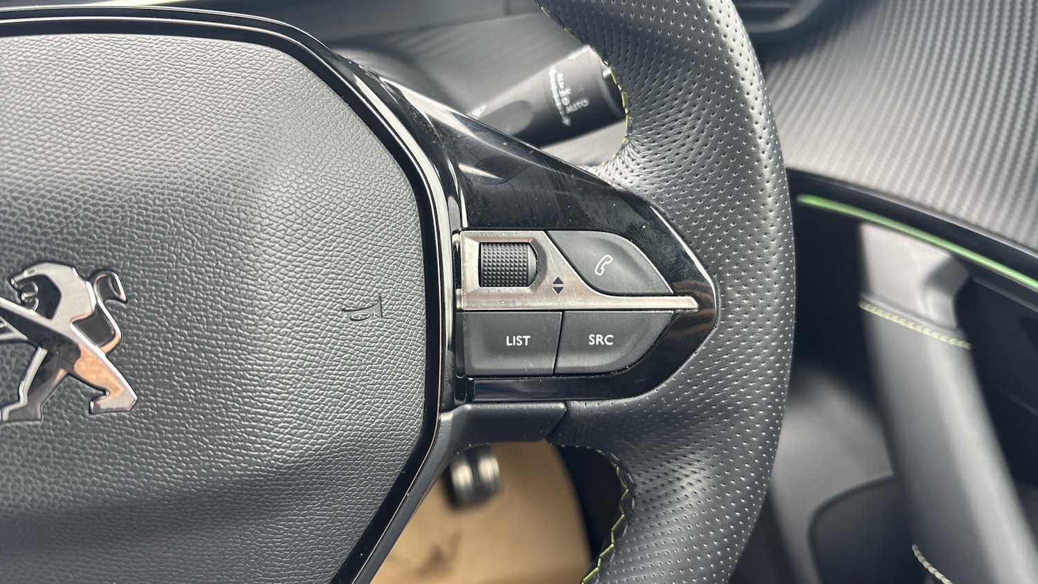 Used Peugeot 2008 2022 for sale - 76099793: Photo 24