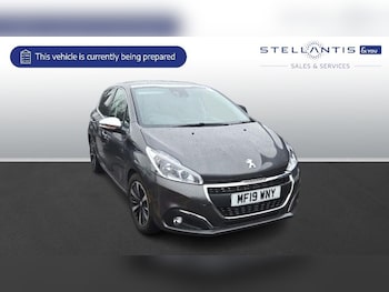 Used Peugeot 208 2019 for sale - 77697421: Photo