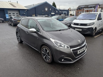 Used Peugeot 208 2019 for sale - 77697421: Photo