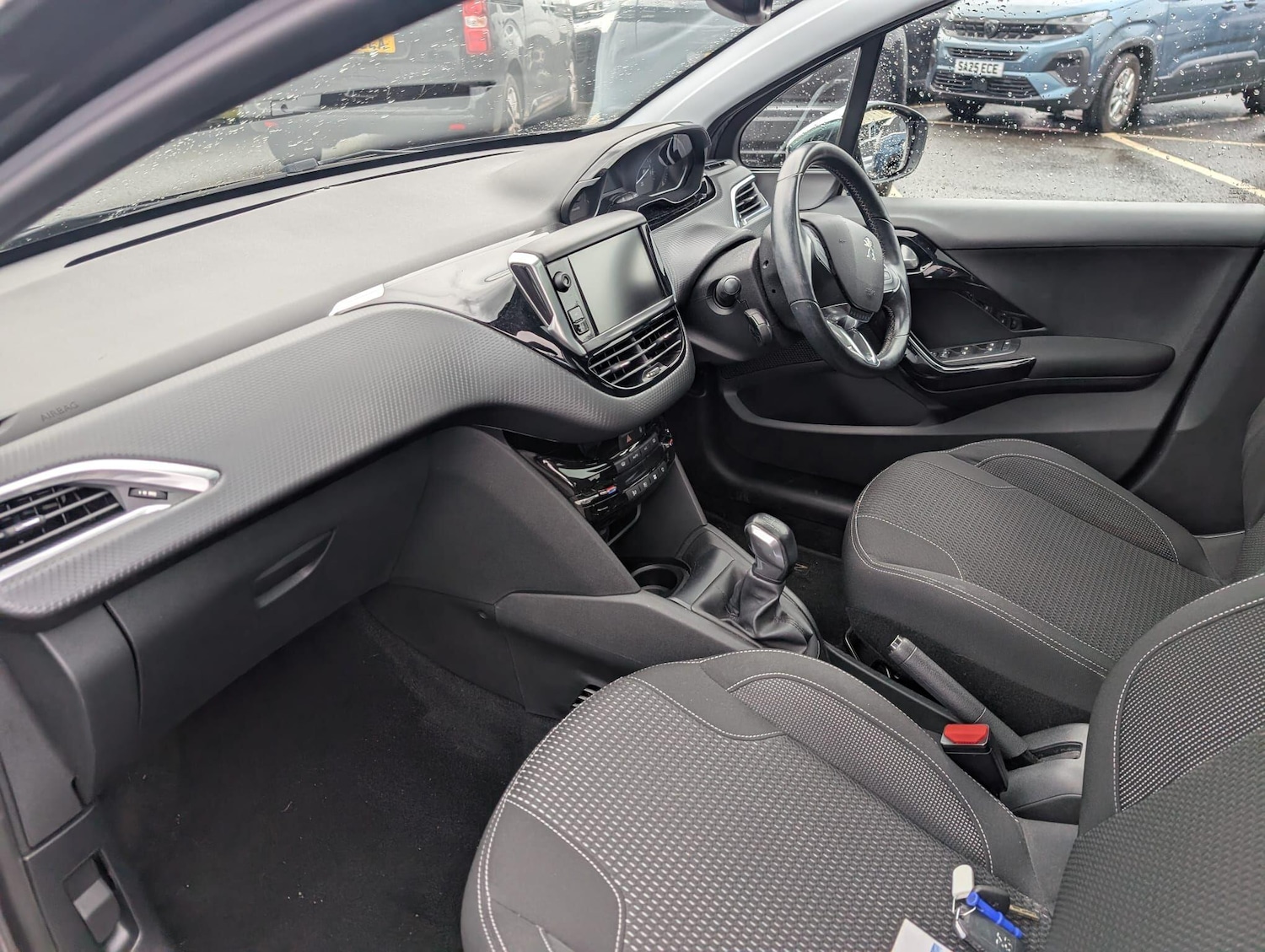 Used Peugeot 208 2019 for sale - 77697421: Photo 5