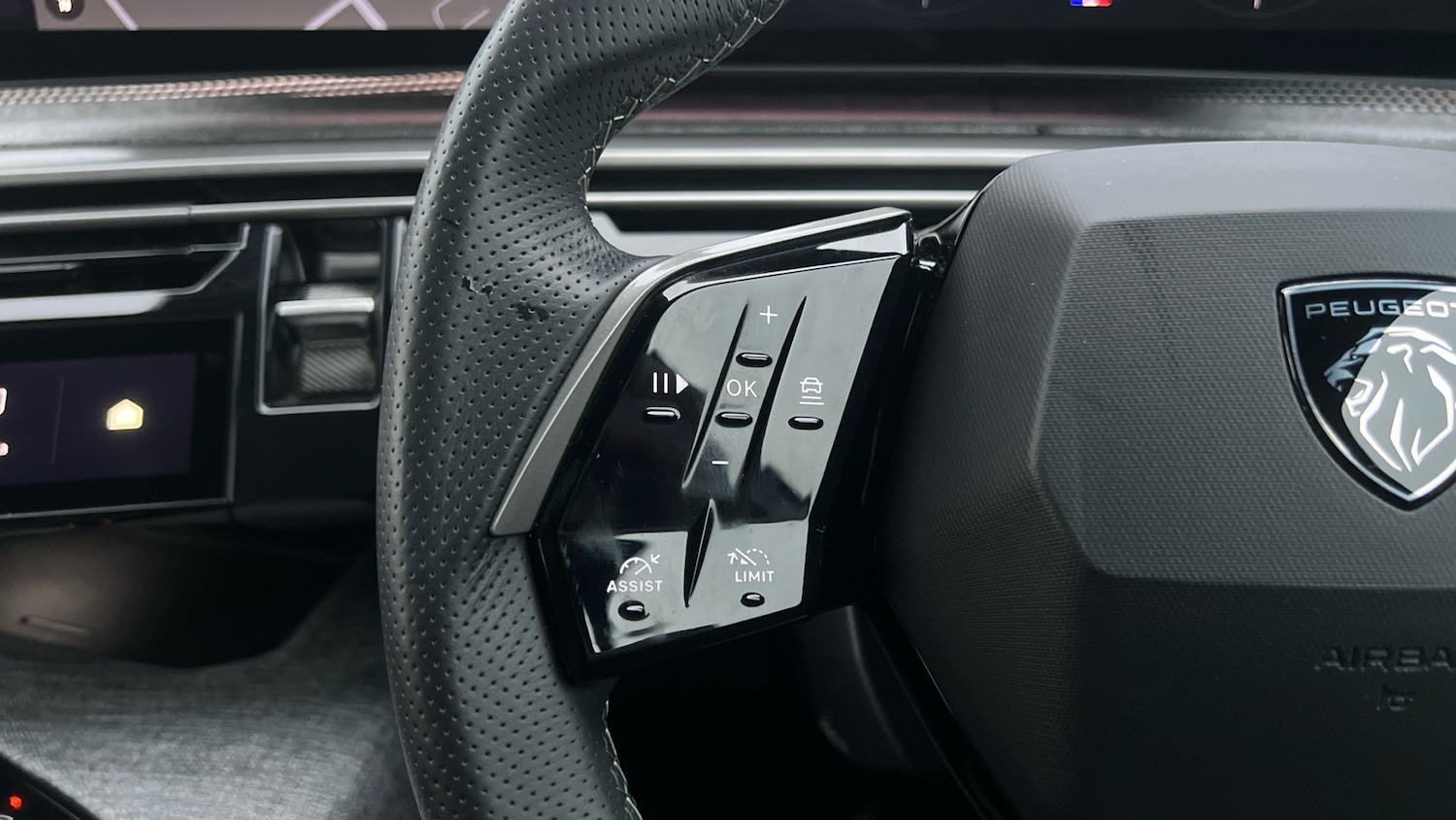 Used Peugeot 3008 2025 for sale - 76840376: Photo 23