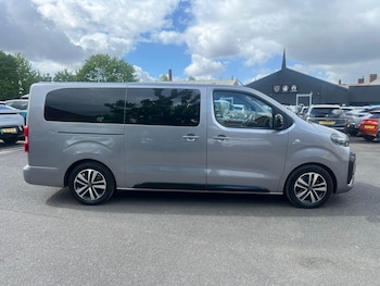 Used Peugeot Traveller 2025 for sale - 78562897: Photo