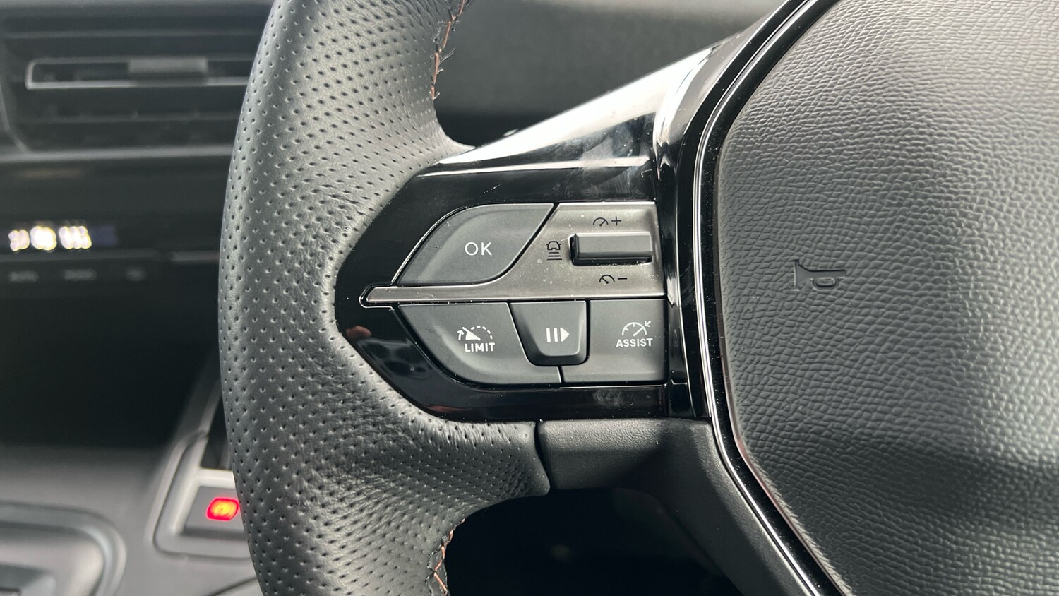 Used Peugeot Rifter 2025 for sale - 77332383: Photo 23