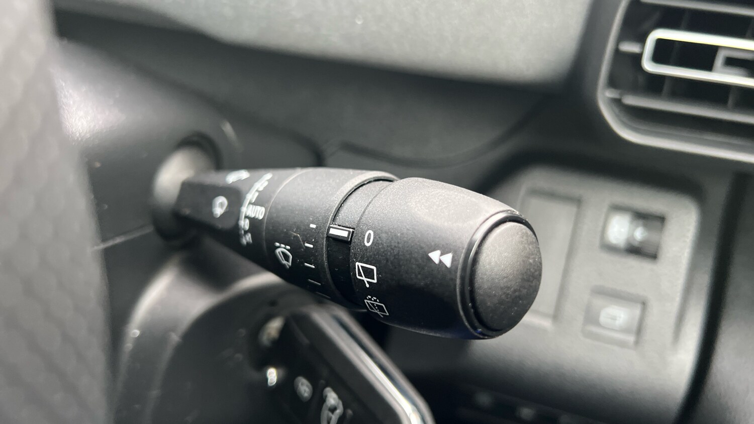 Used Peugeot Rifter 2025 for sale - 77332383: Photo 28