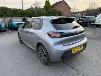 Used Peugeot 208 2023 for sale - 77372330: Photo