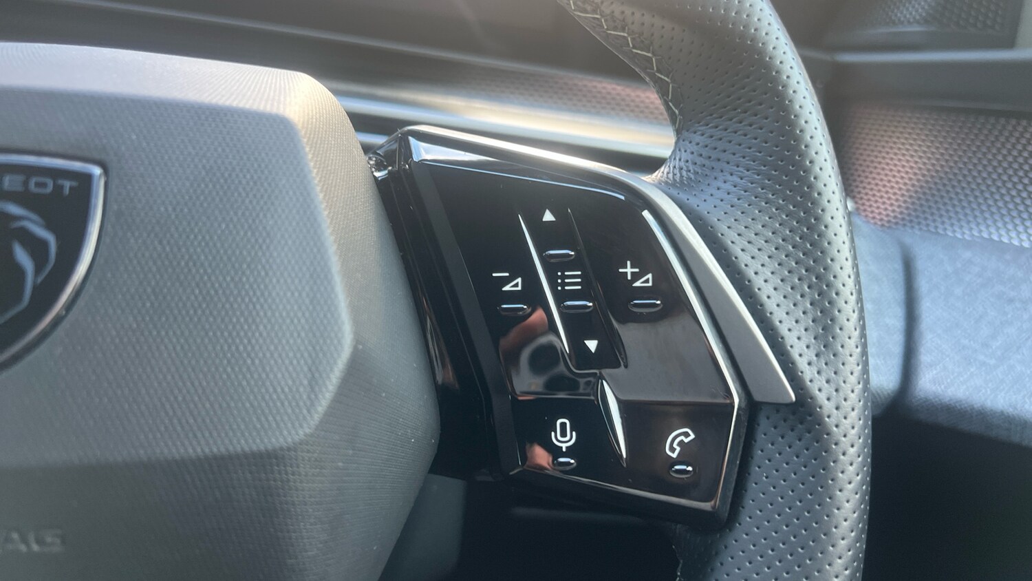 Used Peugeot 3008 2025 for sale - 76458397: Photo 24