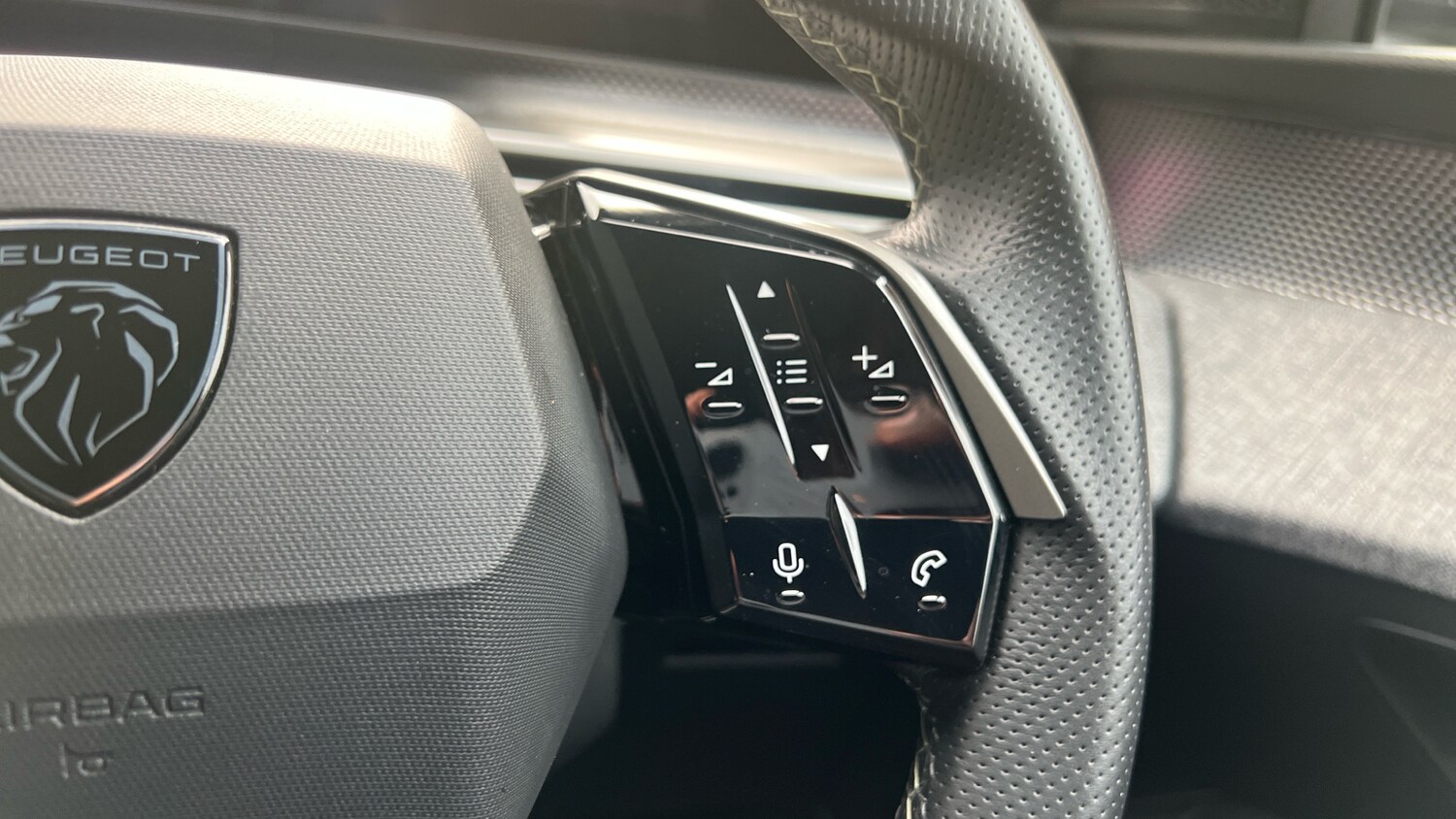 Used Peugeot 3008 2025 for sale - 77268696: Photo 24