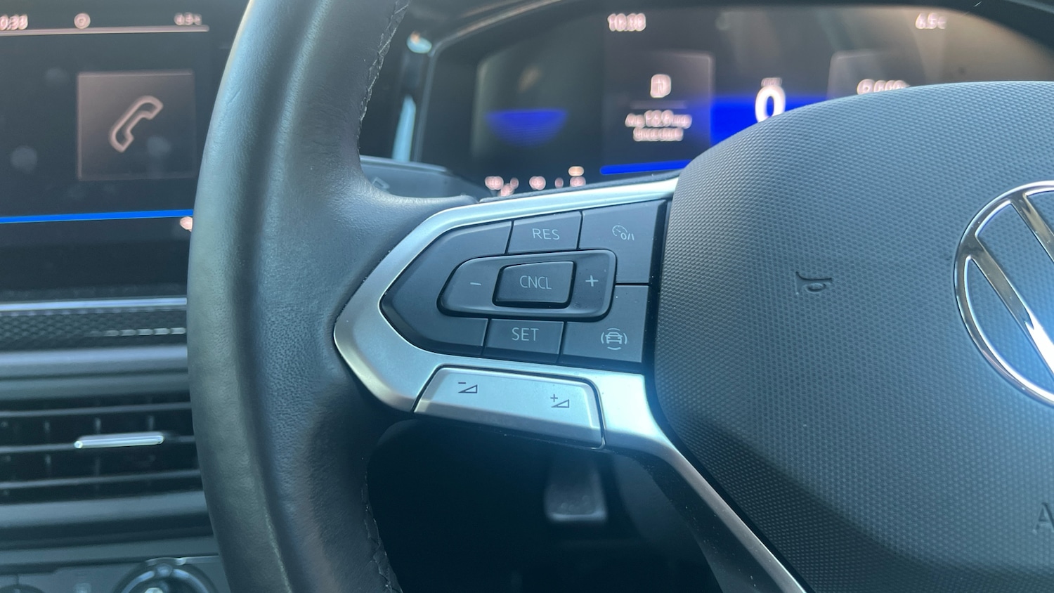 Used Volkswagen Polo 2023 for sale - 76754132: Photo 23