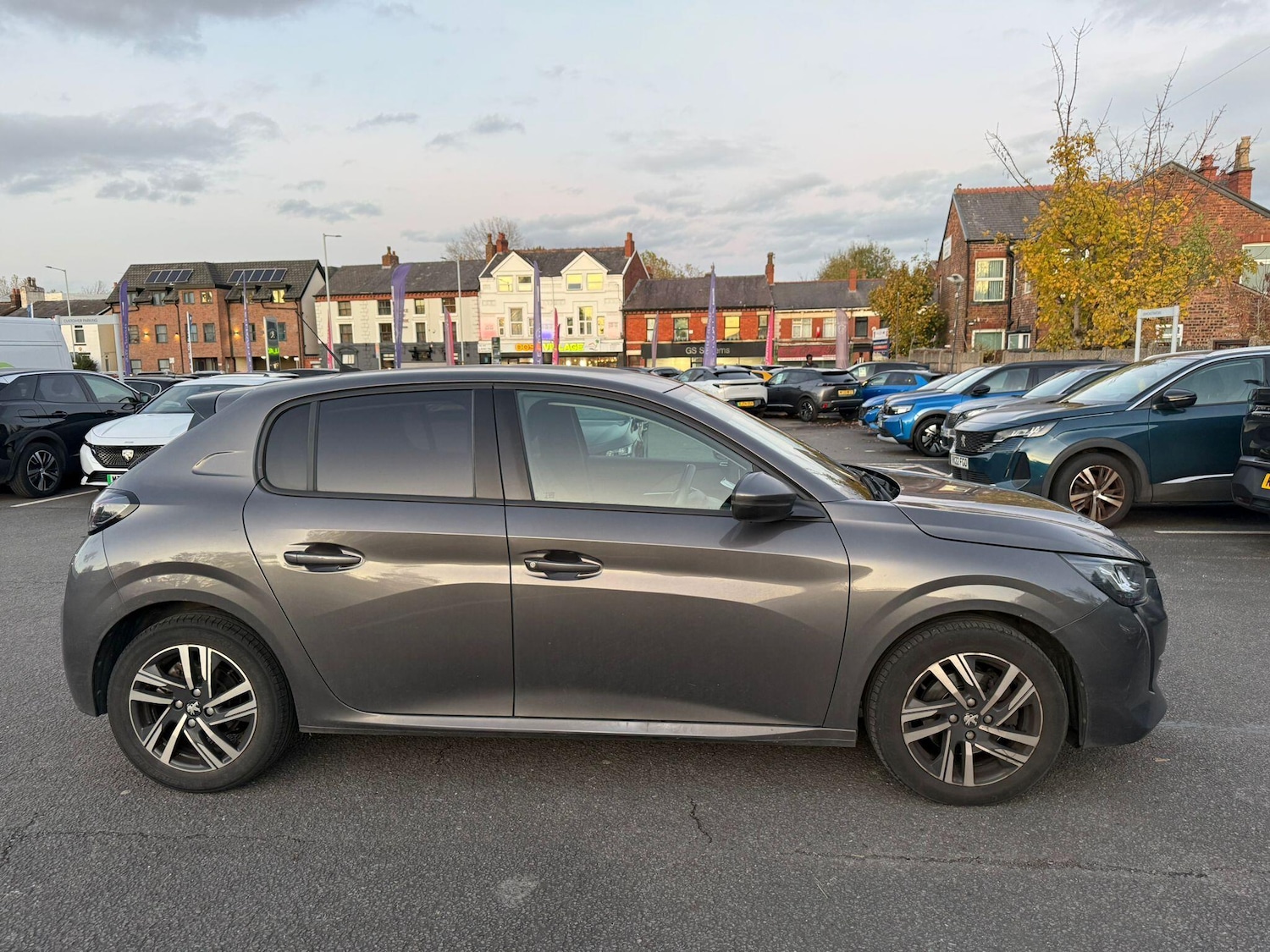 Used Peugeot 208 2021 for sale - 76410174: Photo 5