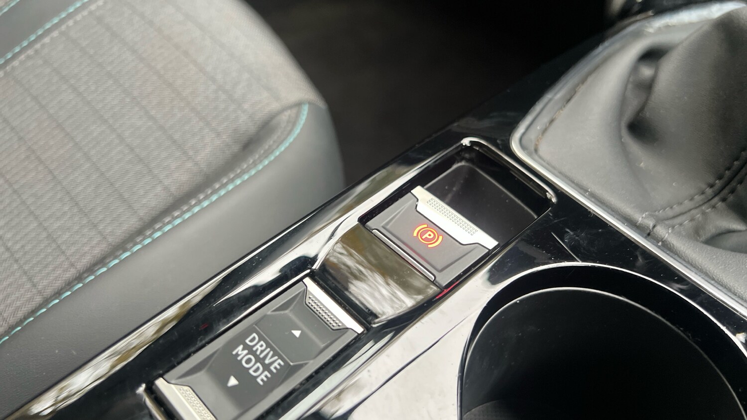 Used Peugeot 2008 2022 for sale - 76110314: Photo 21