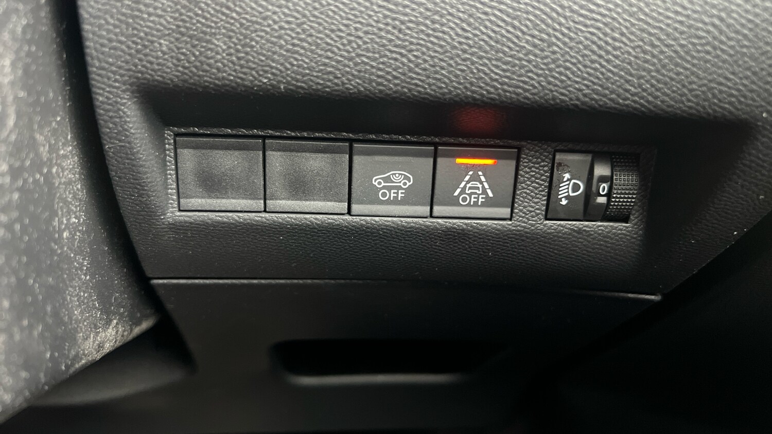 Used Peugeot 2008 2022 for sale - 76110314: Photo 33