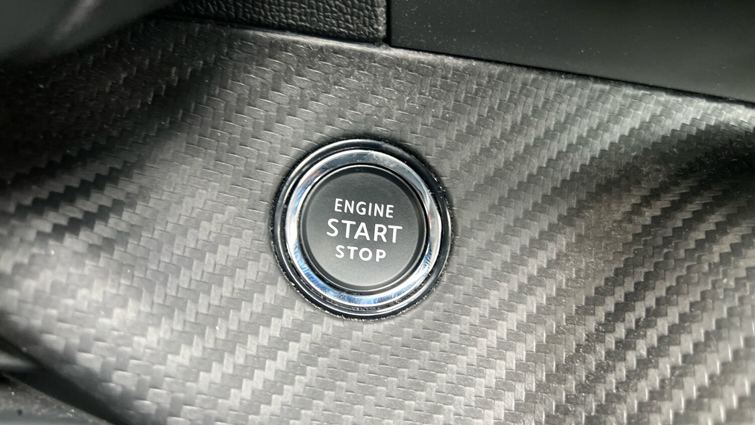 Used Peugeot 2008 2022 for sale - 76110314: Photo 38