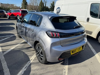 Used Peugeot 208 2023 for sale - 77941339: Photo