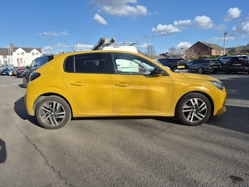 Used Peugeot 208 2023 for sale - 77898870: Photo