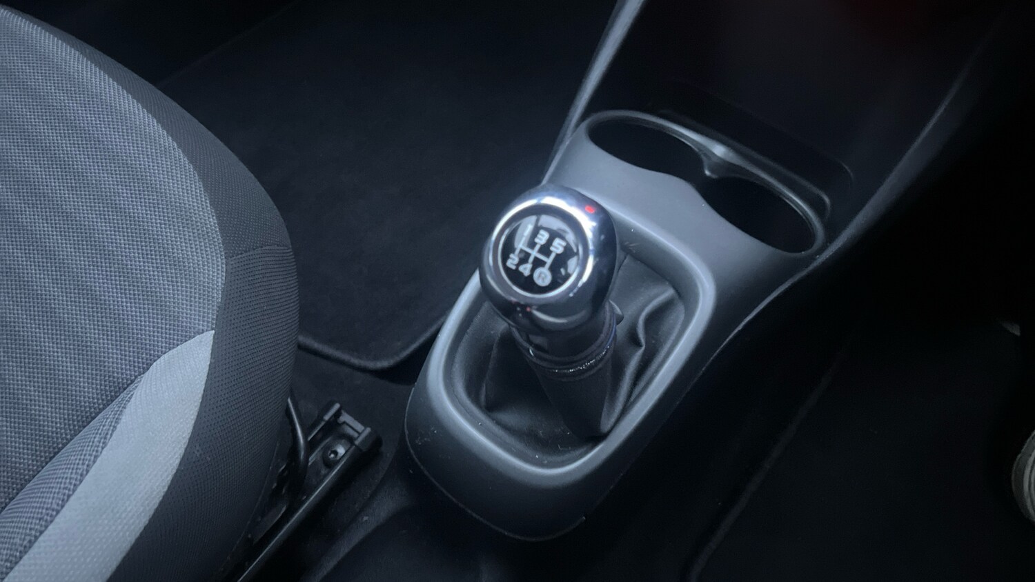 Used Toyota AYGO 2020 for sale - 76410176: Photo 20