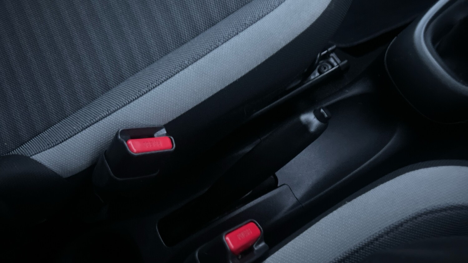 Used Toyota AYGO 2020 for sale - 76410176: Photo 21