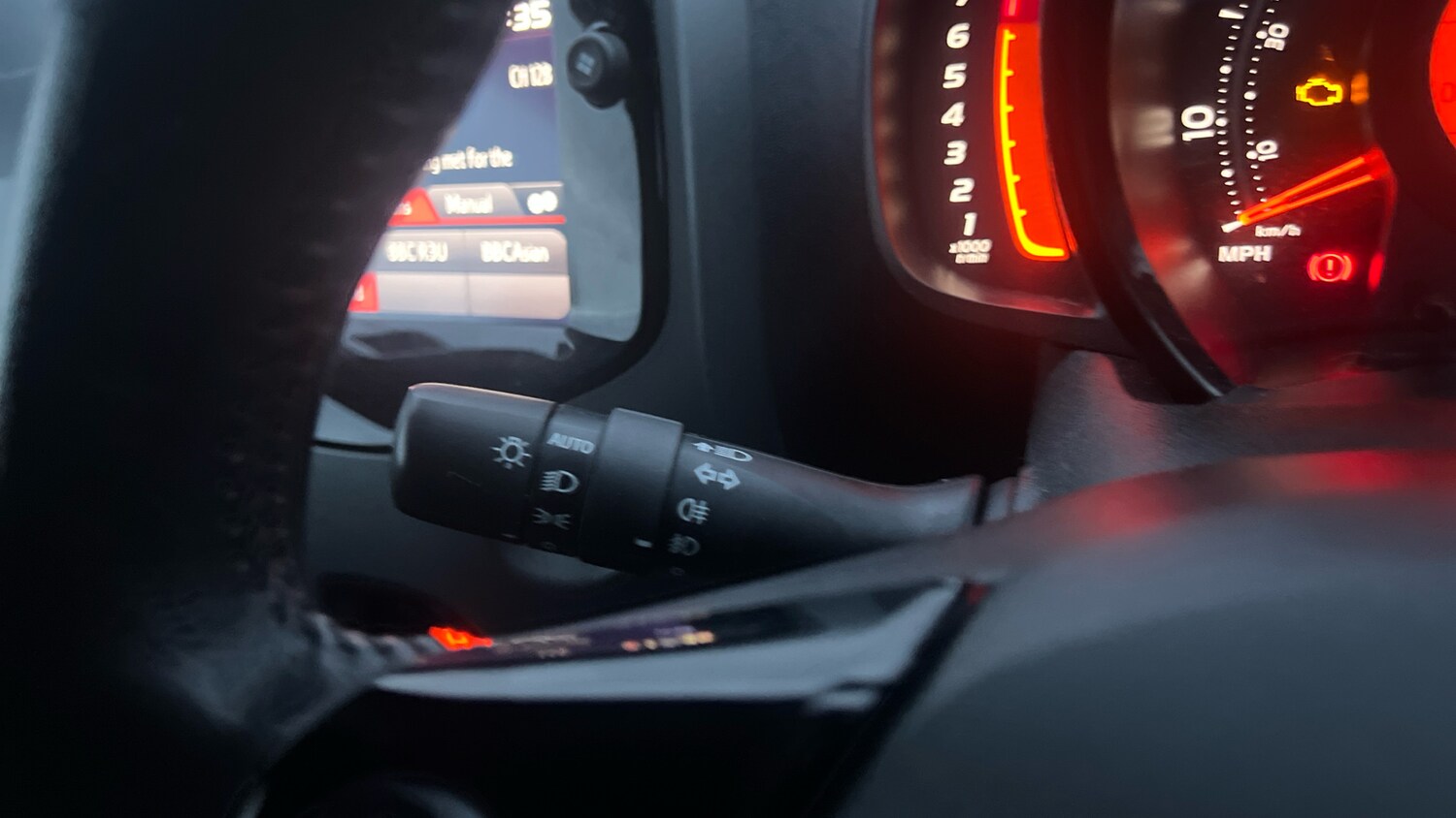 Used Toyota AYGO 2020 for sale - 76410176: Photo 27