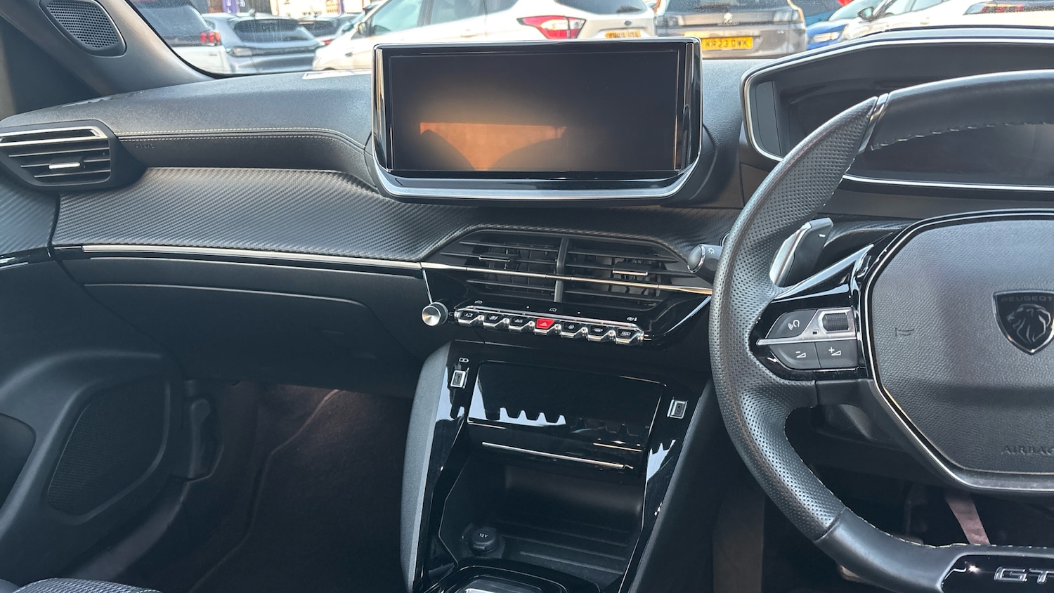 Used Peugeot 2008 2024 for sale - 76966121: Photo 11