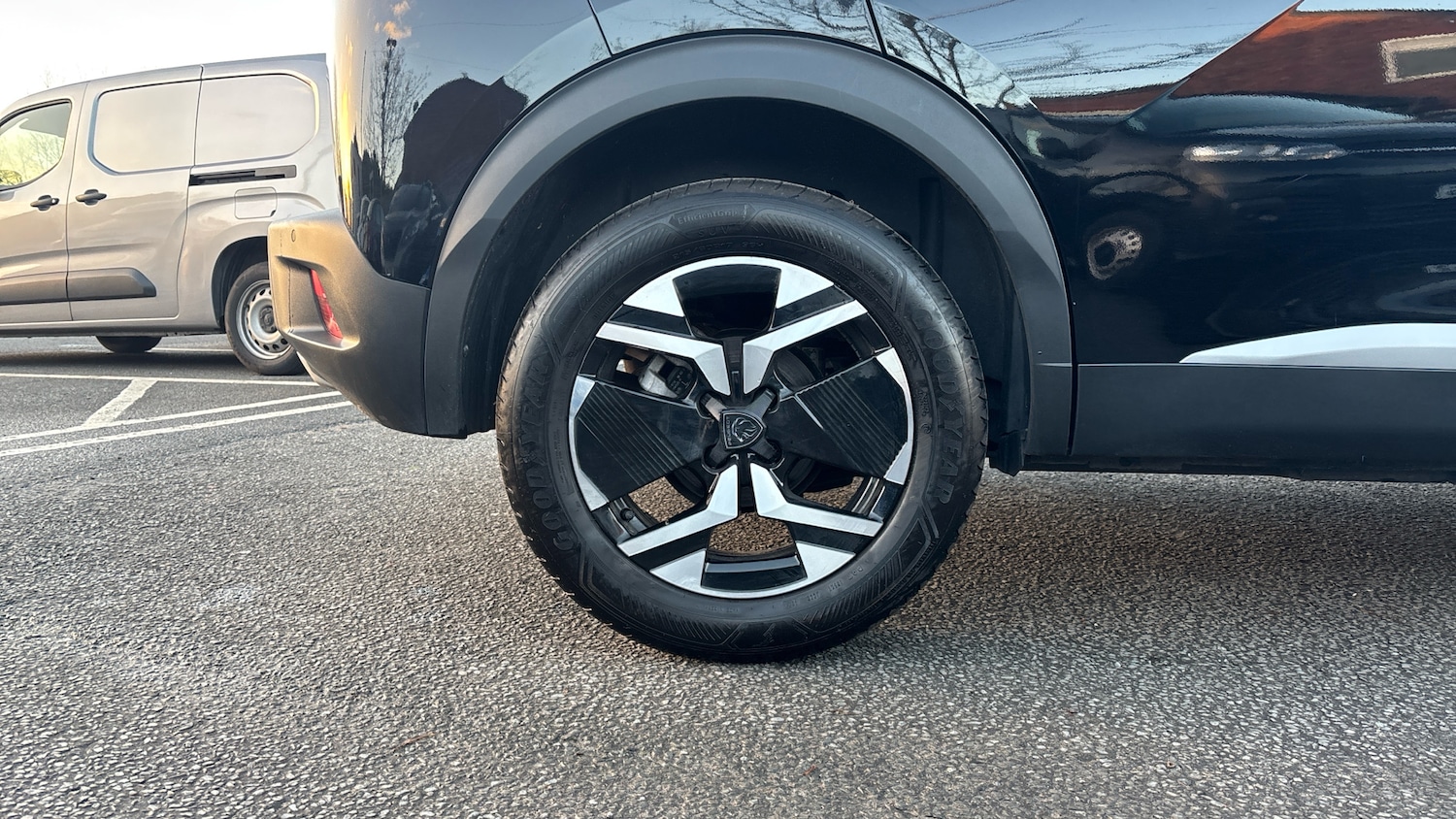 Used Peugeot 2008 2024 for sale - 76966121: Photo 17