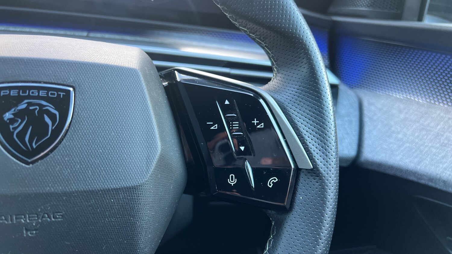 Used Peugeot 3008 2025 for sale - 76447004: Photo 24