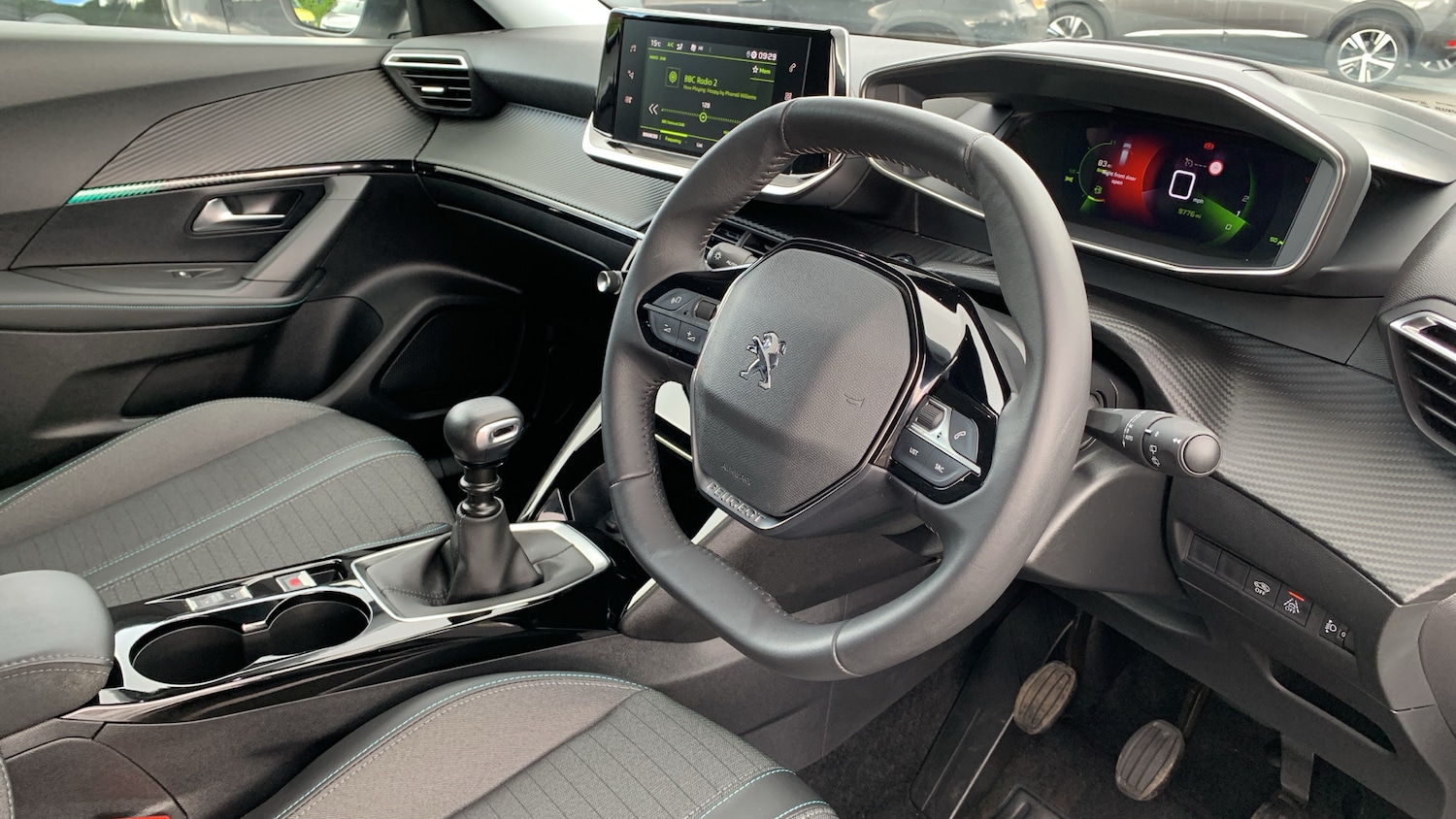 Used Peugeot 2008 2022 for sale - 76410179: Photo 11