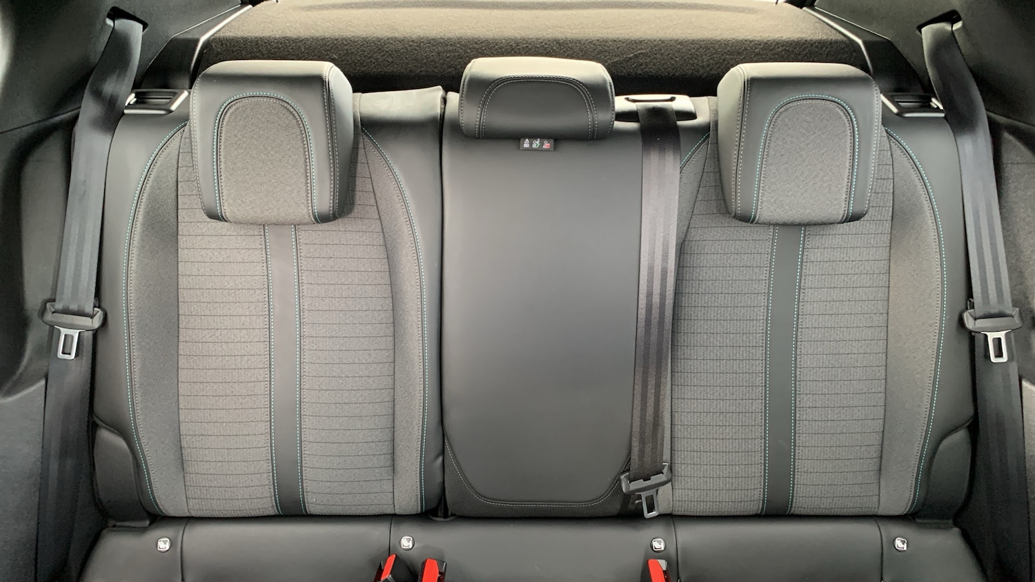 Used Peugeot 2008 2022 for sale - 76410179: Photo 25