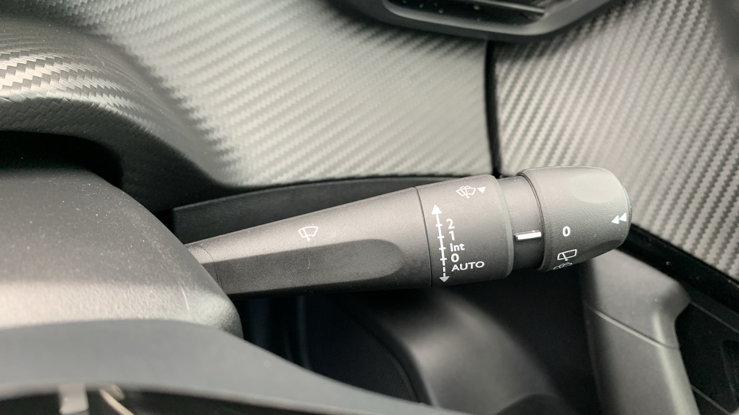 Used Peugeot 2008 2022 for sale - 76410179: Photo 28