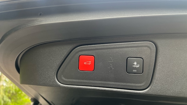 Used Peugeot 3008 2023 for sale - 76327631: Photo 41