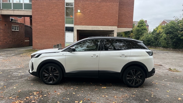 Used Peugeot 3008 2023 for sale - 76327631: Photo 6