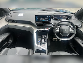 Used Peugeot 5008 2024 for sale - 75624650: Photo
