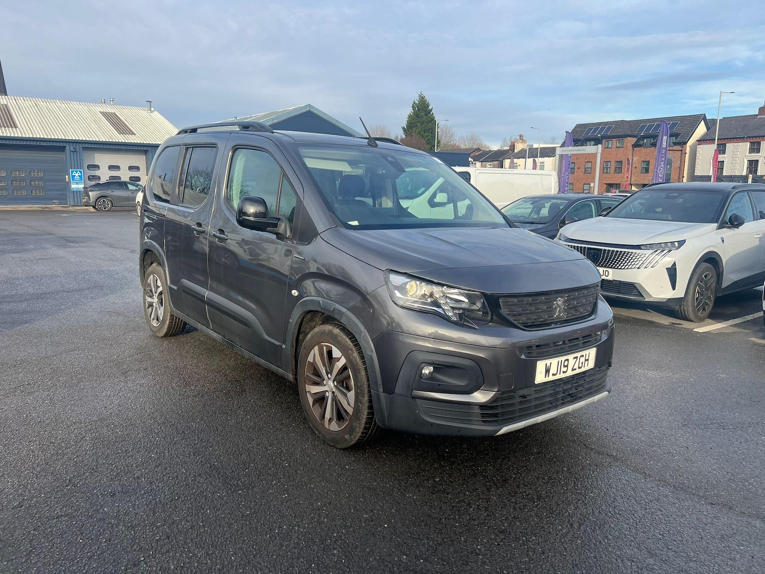 Used Peugeot Rifter 2019 for sale - 77204883: Photo 2