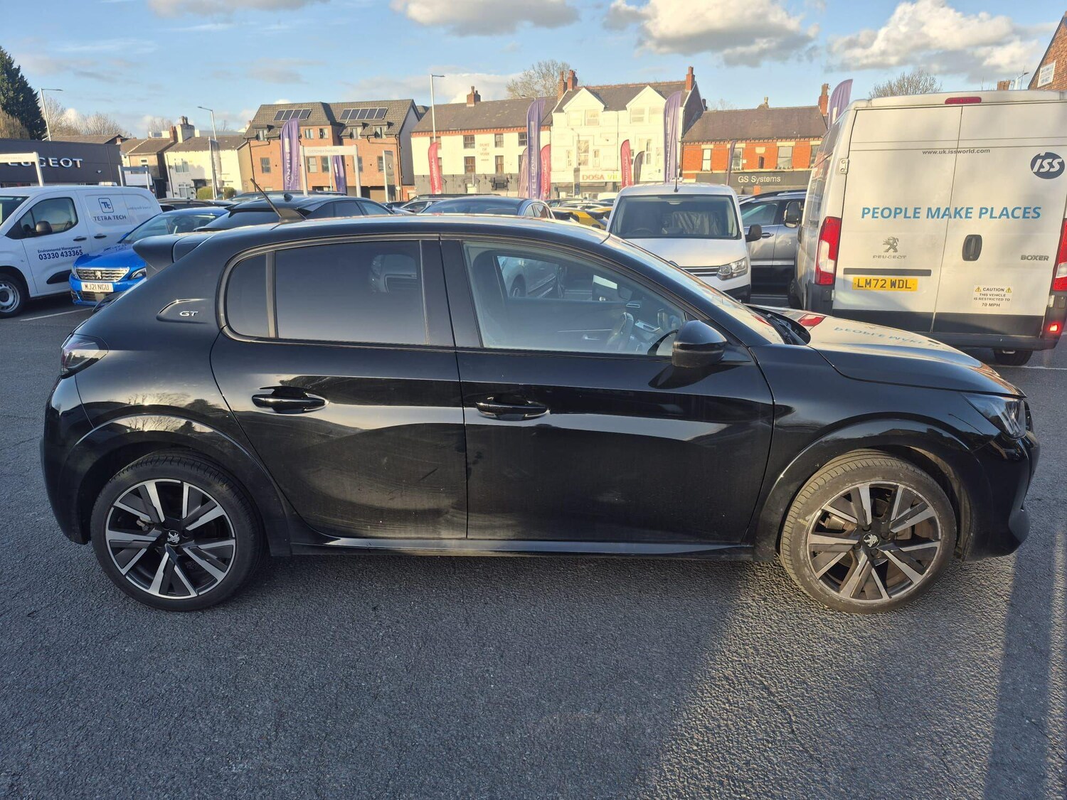 Used Peugeot 208 2023 for sale - 77898869: Photo 3