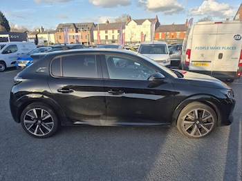 Used Peugeot 208 2023 for sale - 77898869: Photo