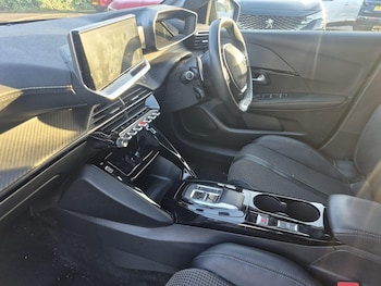 Used Peugeot 208 2023 for sale - 77898869: Photo