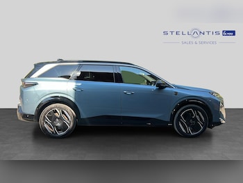 Used Peugeot 5008 2024 for sale - 79159653: Photo