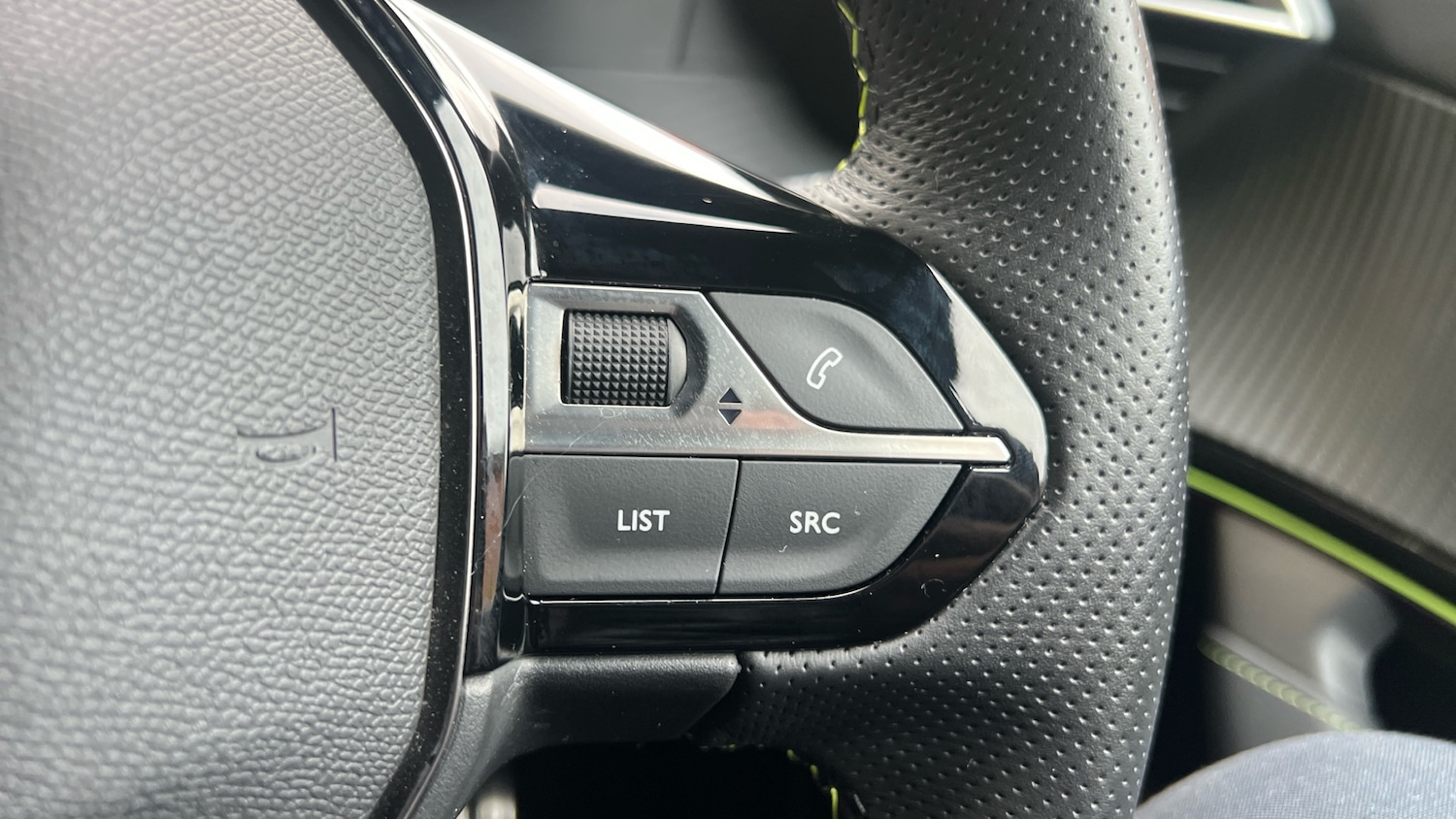 Used Peugeot 2008 2023 for sale - 76139388: Photo 24