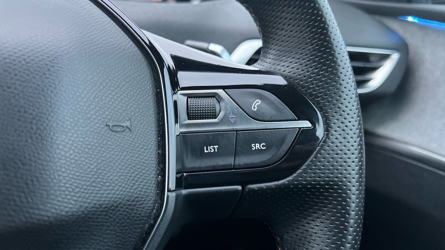 Used Peugeot 3008 2021 for sale - 76574257: Photo 24