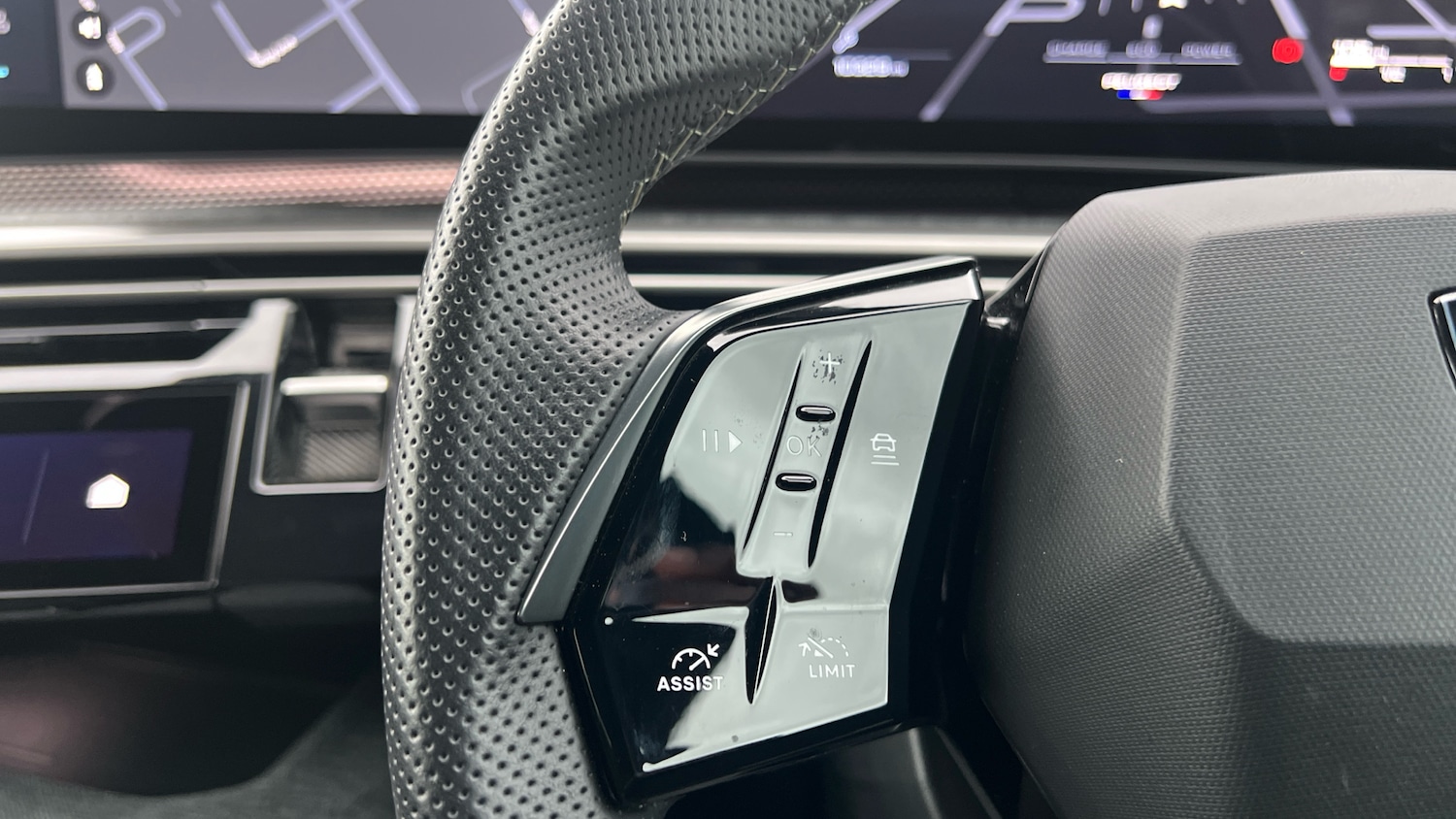 Used Peugeot 3008 2024 for sale - 76574237: Photo 23