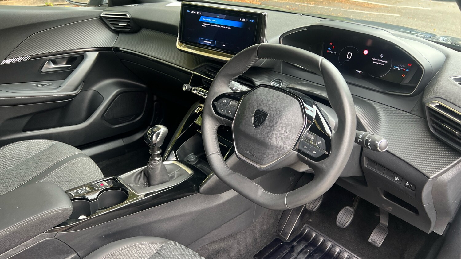 Used Peugeot 2008 2024 for sale - 76110253: Photo 11