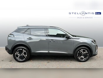 Used Peugeot 2008 2024 for sale - 76110253: Photo 2