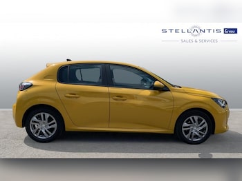 Used Peugeot 208 2020 for sale - 79133242: Photo