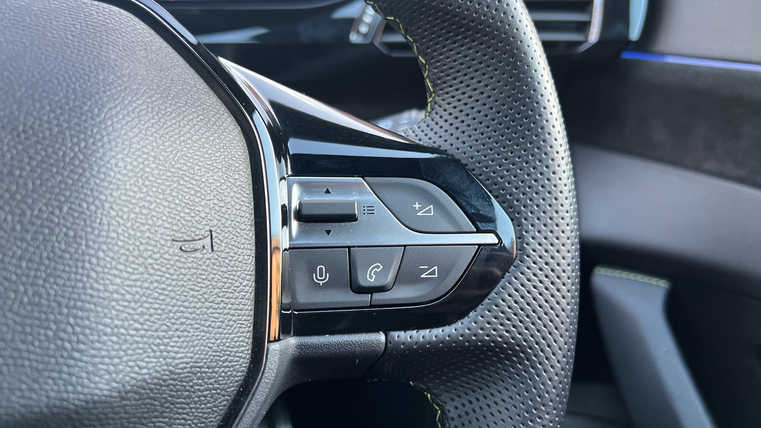 Used Peugeot 308 2023 for sale - 76586397: Photo 25