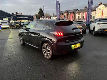 Used Peugeot 208 2022 for sale - 77254292: Photo