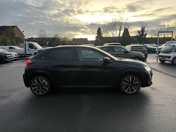 Used Peugeot 208 2022 for sale - 77254292: Photo