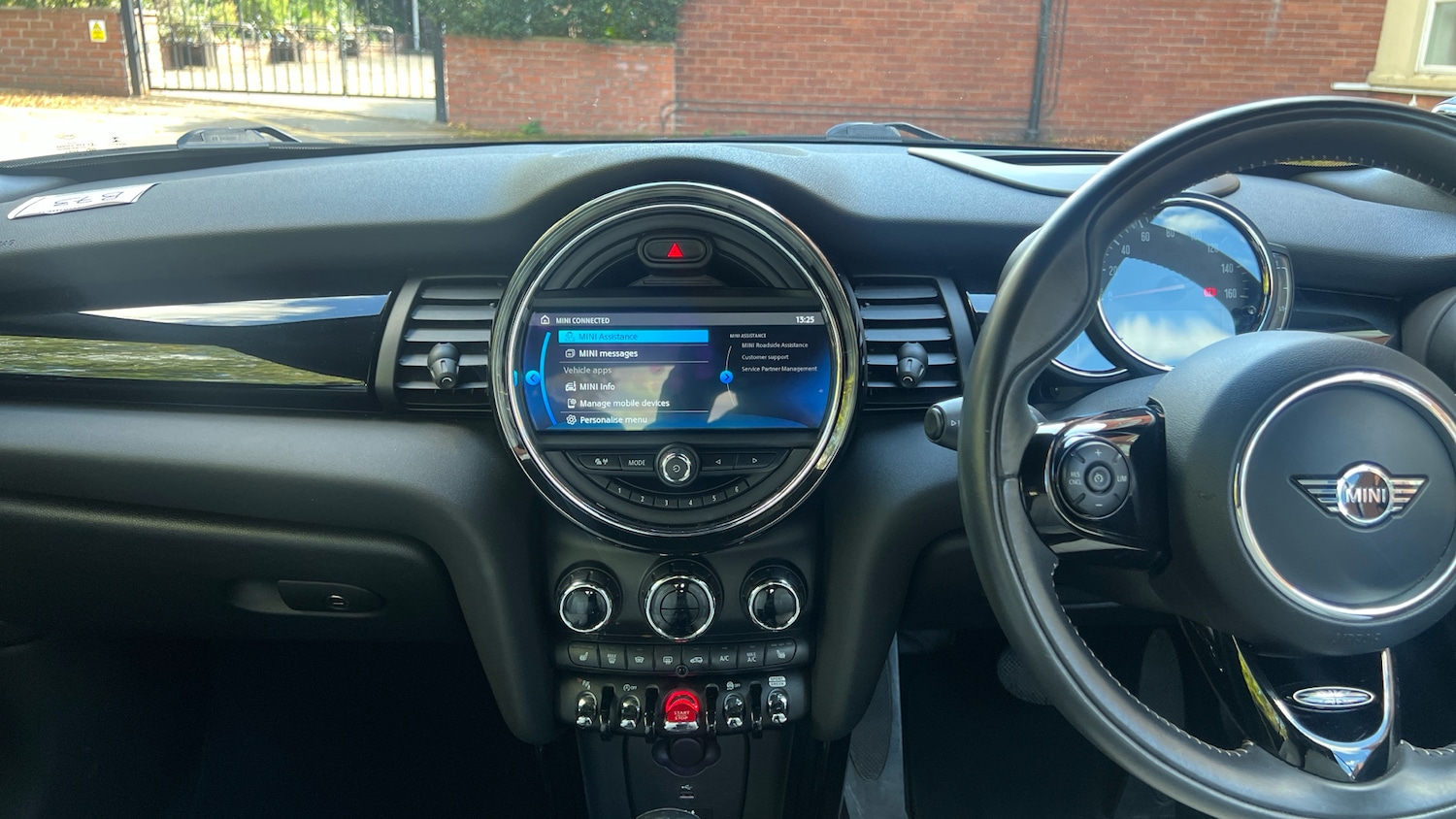 Used MINI Convertible 2020 for sale - 76025003: Photo 10