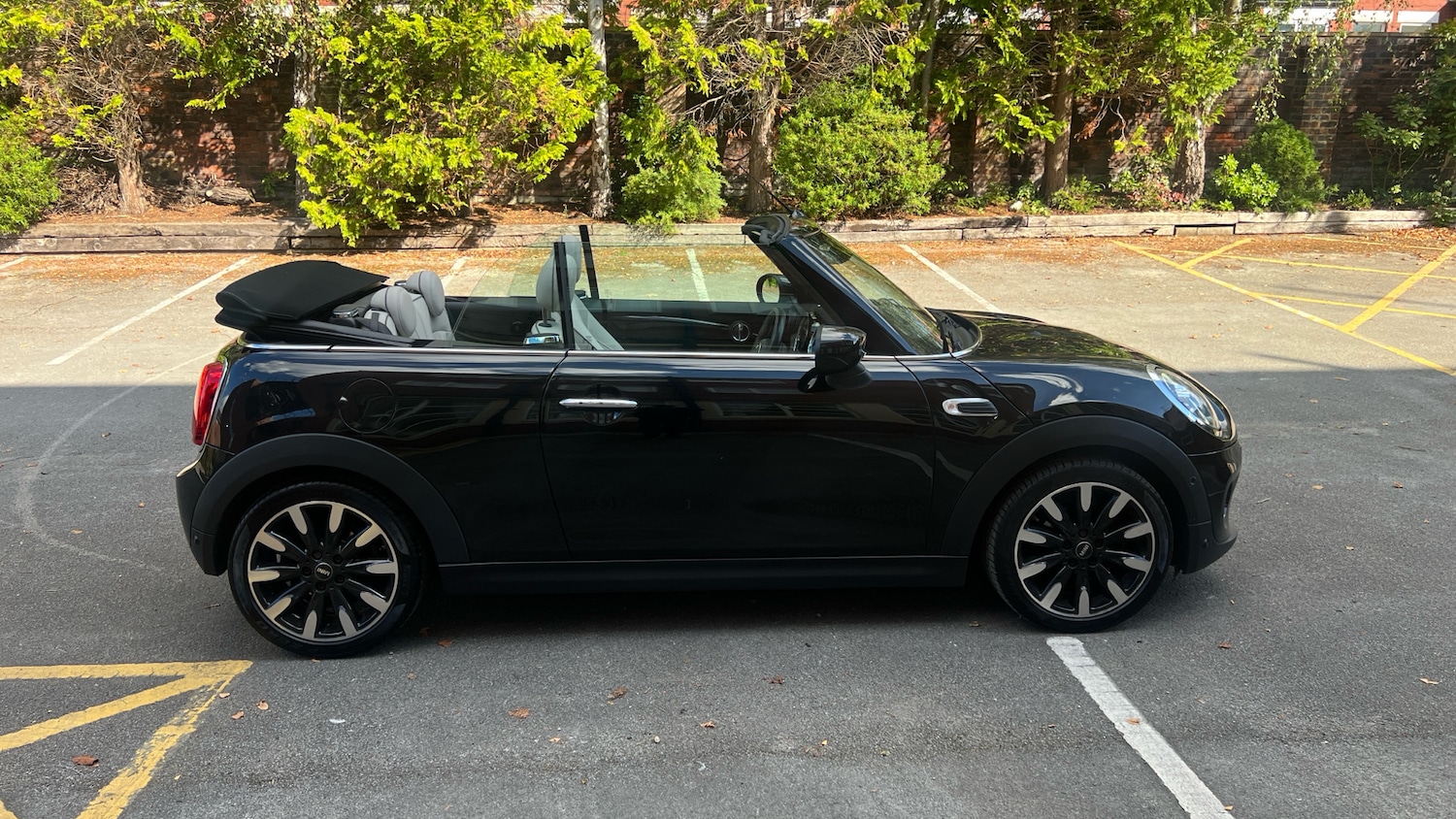 Used MINI Convertible 2020 for sale - 76025003: Photo 41