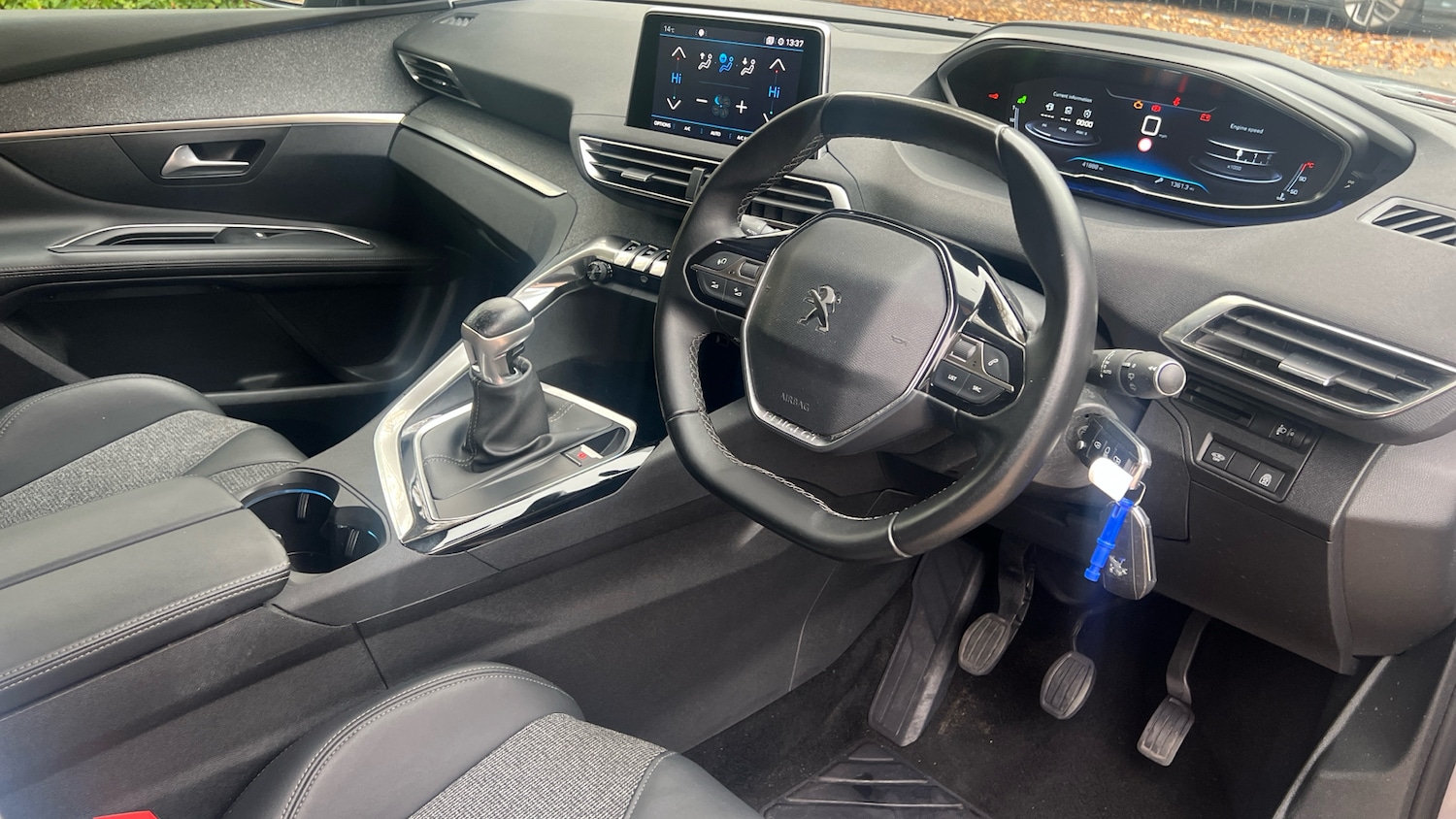 Used Peugeot 3008 2019 for sale - 76228682: Photo 11