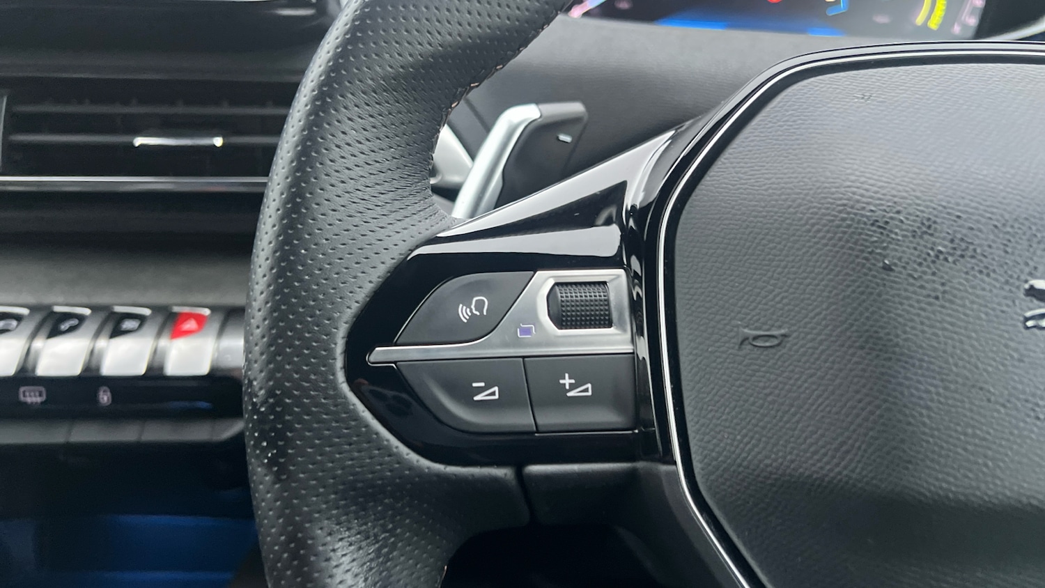 Used Peugeot 3008 2024 for sale - 76307975: Photo 23